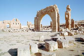 Harran, Ulu Cami, arch and minaret